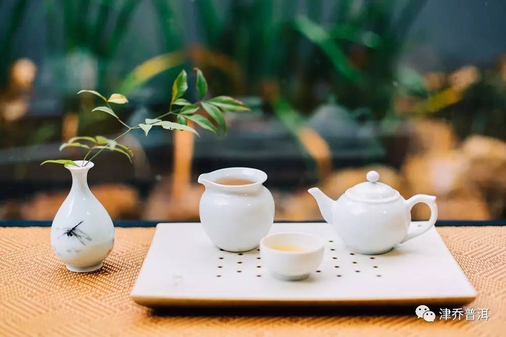 【茶文】“有一杯好茶，我便能万事静观皆自得。”