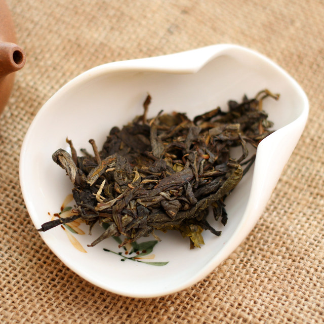 2012年乔木春 357g/饼