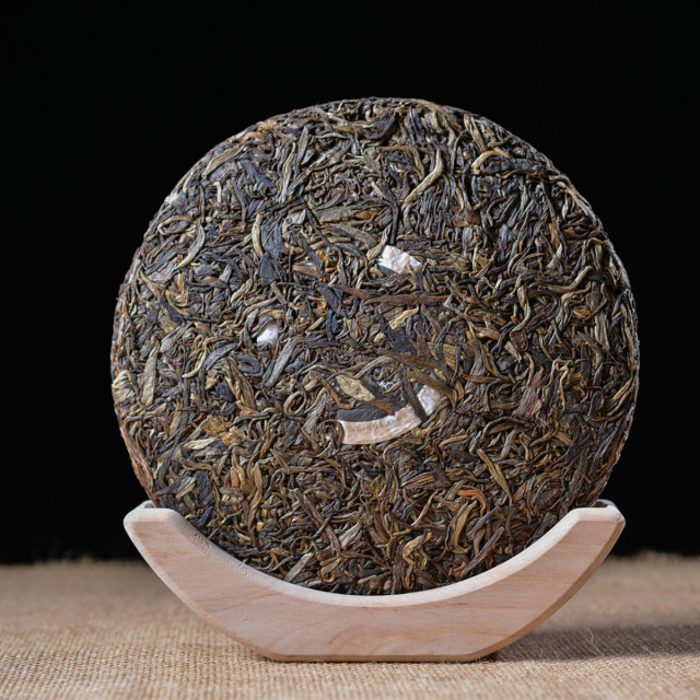 2011年老树银毫 357g/饼