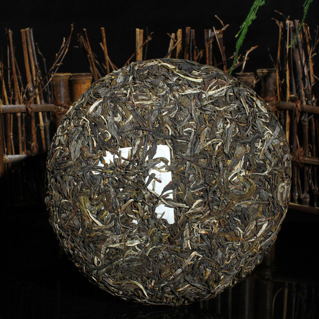 2013年一叶知秋 357g/饼