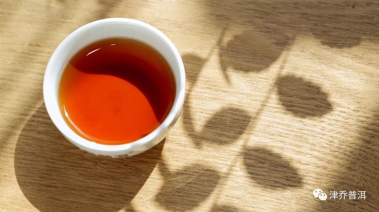 【津品茶话】喜欢一杯茶，始于名气，迷于滋味，忠于品格